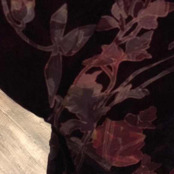 Plum Velvet Floral Kimono - Picture 5 of 8
